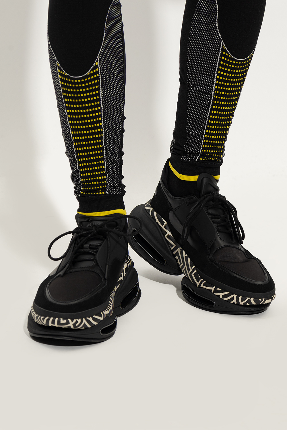 23SSセール♪ Balmain B-Bold レースアップ スニーカー (BALMAIN
